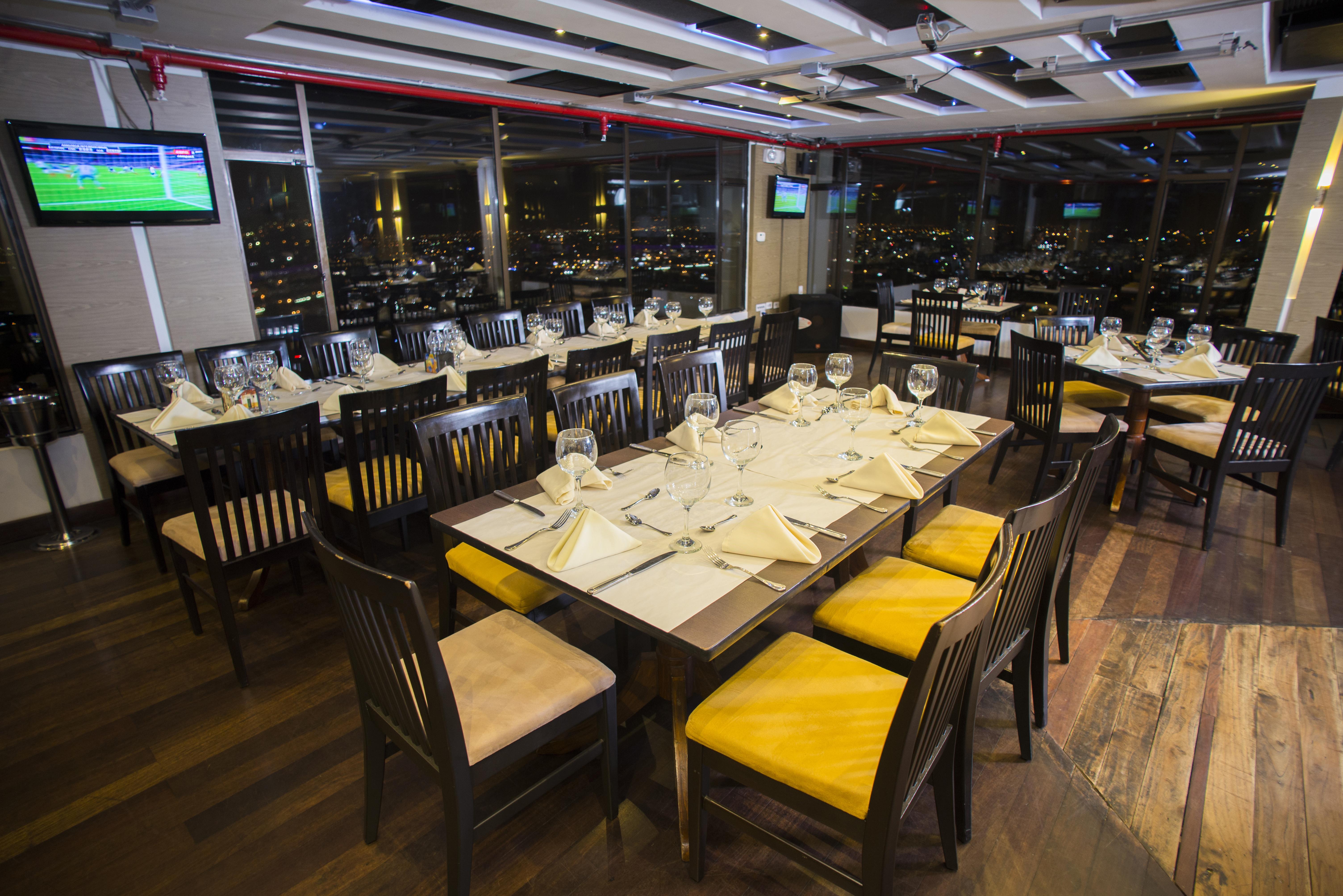 Hotel Barranquilla Plaza Esterno foto The interior of the restaurant